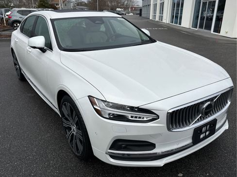 Used 2025 Volvo S90 B6 Ultra w/ Protection Package Premier image 9