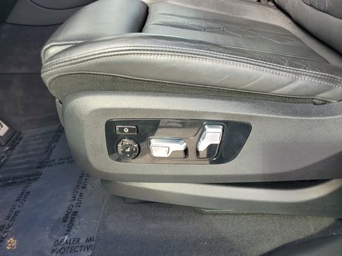 Used 2021 BMW X5 M50i w/ Premium Package image 15