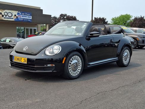 Used 2014 Volkswagen Beetle 1.8T FWD image 3