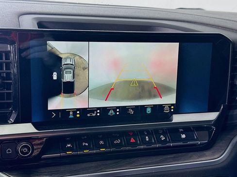 Used 2023 Chevrolet Silverado 1500 LTZ image 9