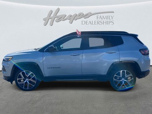 Used 2024 Jeep Compass Limited w/ Elite Group image 17