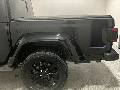 Used 2021 Jeep Gladiator High Altitude image 39