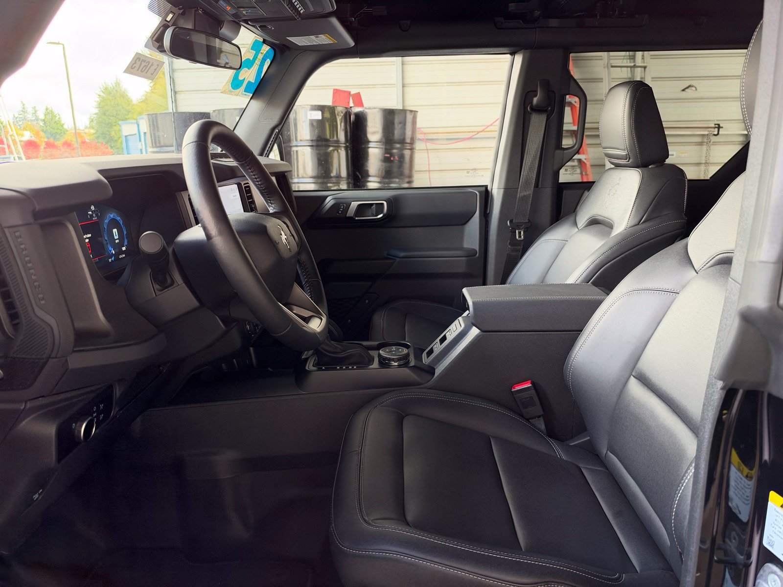 Used 2025 Ford Bronco Big Bend w/ Black Diamond Package AWD/4WD image 12