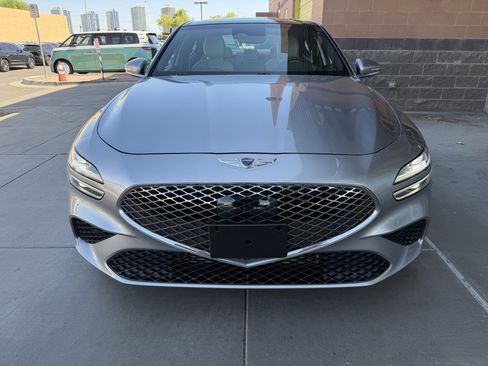 Used 2022 Genesis G70 2.0T w/ Prestige Package RWD image 10