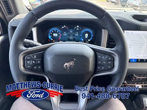 New 2026 Ford Bronco Outer Banks w/ Sasquatch Package AWD/4WD image 17