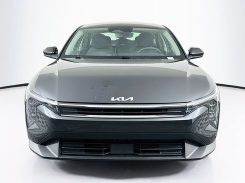 Used 2025 Kia K4 FWD image 2