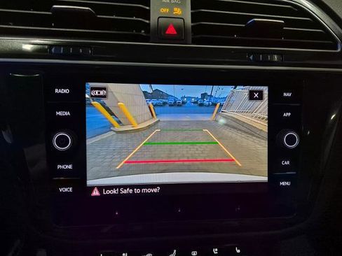Used 2024 Volkswagen Tiguan SEL R-Line image 20