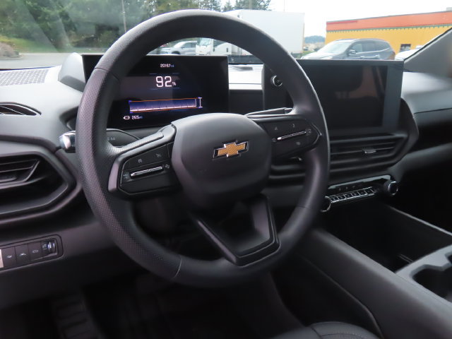 Certified 2025 Chevrolet Silverado EV W/T AWD/4WD image 16