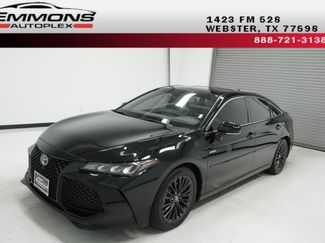 Used 2019 Toyota Avalon XSE w/ All Weather Liner Package FWD video 1