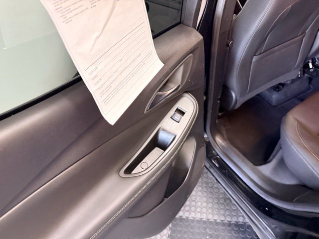 Used 2024 Buick Encore GX Preferred w/ Comfort Package FWD image 36