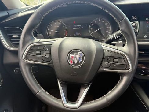 Used 2022 Buick Envision Preferred FWD image 9