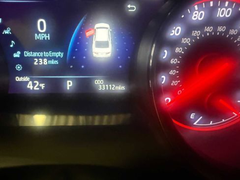 Used 2022 Toyota Camry XSE image 37