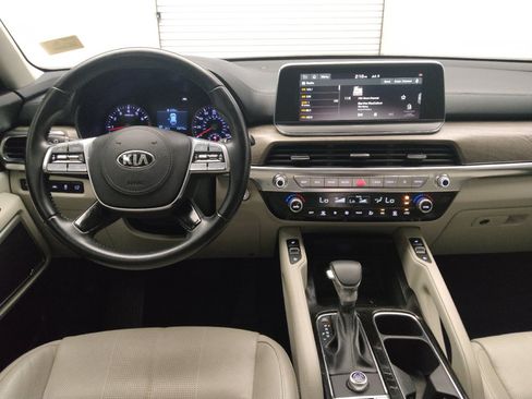 Used 2020 Kia Telluride EX w/ EX Premium Package FWD image 22