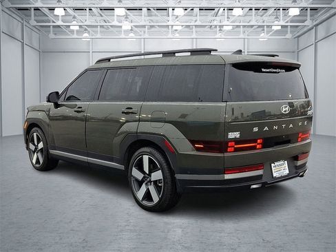 Used 2024 Hyundai Santa Fe Limited image 8