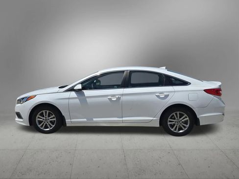 Used 2017 Hyundai Sonata SE FWD image 3