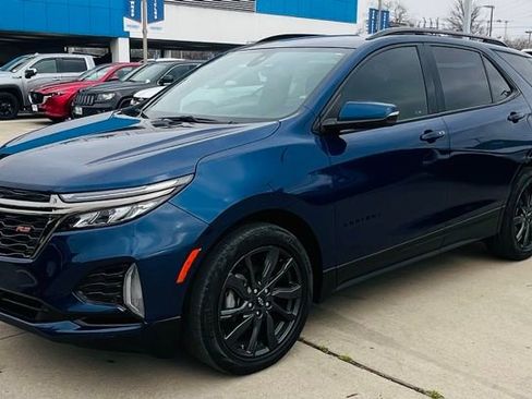 Used 2022 Chevrolet Equinox RS w/ RS Leather Package image 8