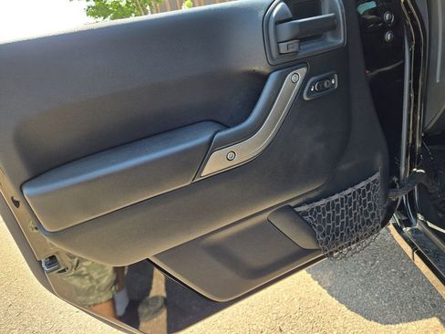 Used 2015 Jeep Wrangler Unlimited Sport w/ Quick Order Package 24S image 14