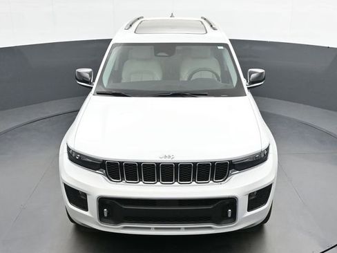 Used 2023 Jeep Grand Cherokee L Overland image 17