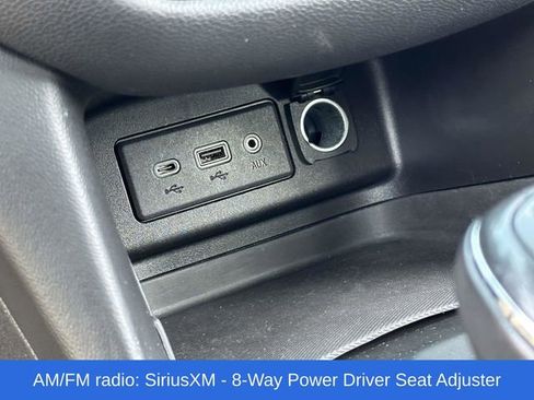 Used 2019 Chevrolet Equinox LT image 7