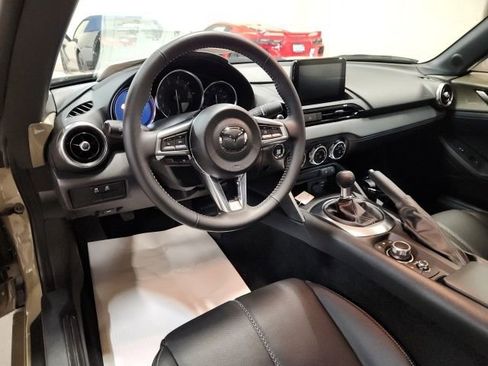 Certified 2023 MAZDA MX-5 Miata Grand Touring RWD image 12