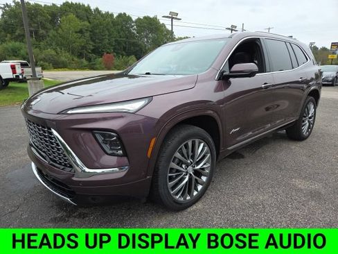 Used 2025 Buick Enclave Avenir w/ Super Cruise Package AWD/4WD image 4