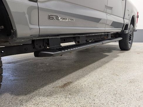 Used 2023 Ford F250 Lariat w/ Sport Appearance Package image 9