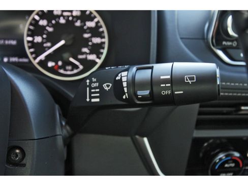 Certified 2026 Nissan Rogue SV FWD image 21