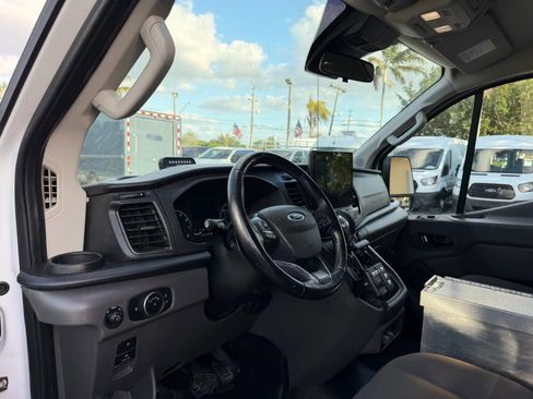 Used 2022 Ford Transit 350 Low Roof RWD image 15