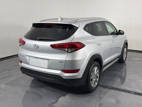 Used 2017 Hyundai Tucson SE Plus AWD/4WD image 5