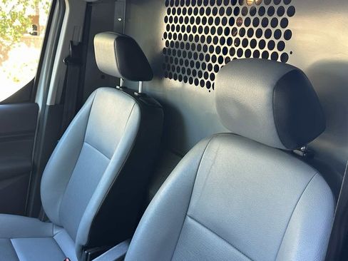 Used 2018 Ford Transit Connect XL FWD image 24