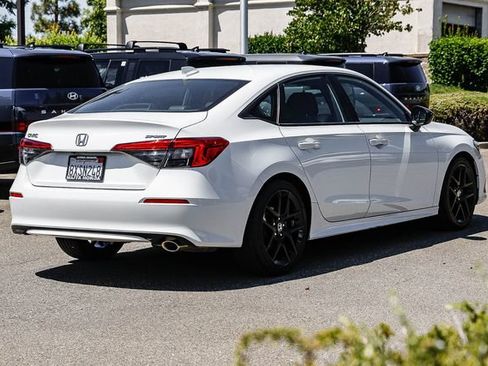 Used 2022 Honda Civic Sport image 5