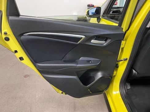 Used 2016 Honda Fit LX image 19