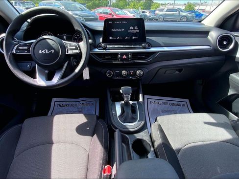 Used 2024 Kia Forte LXS FWD image 16