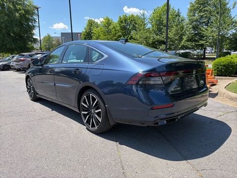 Used 2024 Honda Accord Touring image 5