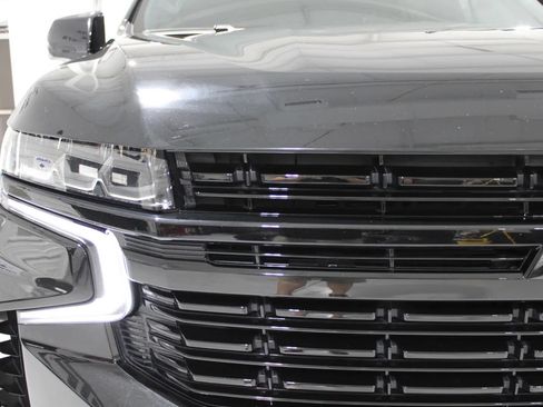 Used 2023 Chevrolet Tahoe RST w/ Luxury Package AWD/4WD image 32
