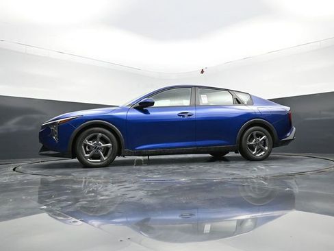 Used 2025 Kia K4 FWD image 46