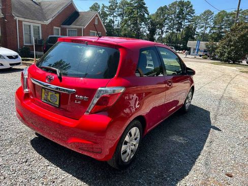 Used 2012 Toyota Yaris LE FWD image 6