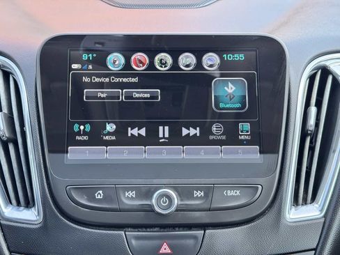 Used 2017 Chevrolet Malibu Hybrid w/ Leather Package FWD image 42