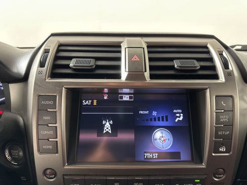 Used 2021 Lexus GX 460 Premium w/ Premium Package image 14