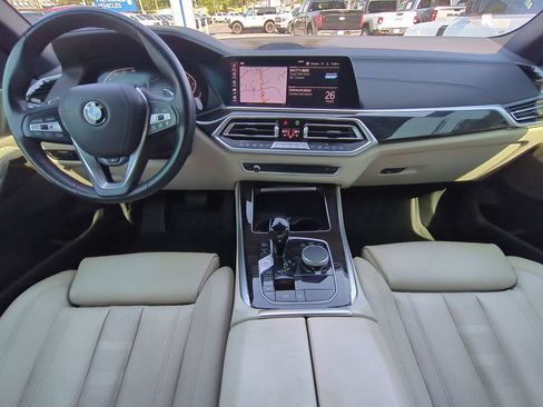 Used 2019 BMW X5 xDrive40i w/ Convenience Package AWD/4WD image 17