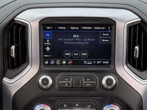 Used 2022 GMC Sierra 1500 Elevation w/ Preferred Package image 17