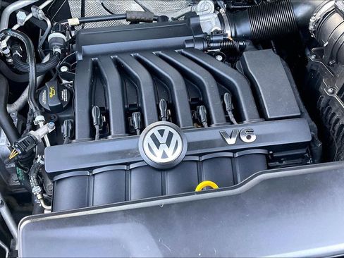 Used 2022 Volkswagen Atlas SE w/ Panoramic Sunroof Package AWD/4WD image 33