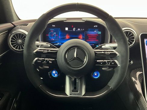 Used 2024 Mercedes-Benz SL 63 AMG 4MATIC image 14