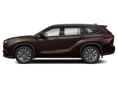 Used 2021 Toyota Highlander Platinum FWD image 3