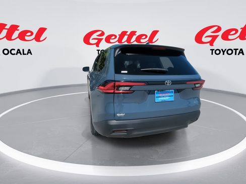 Used 2024 Toyota Grand Highlander Limited image 7