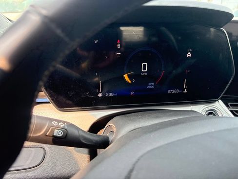 Used 2024 Chevrolet Trax LT w/ Driver Confidence Package FWD image 9