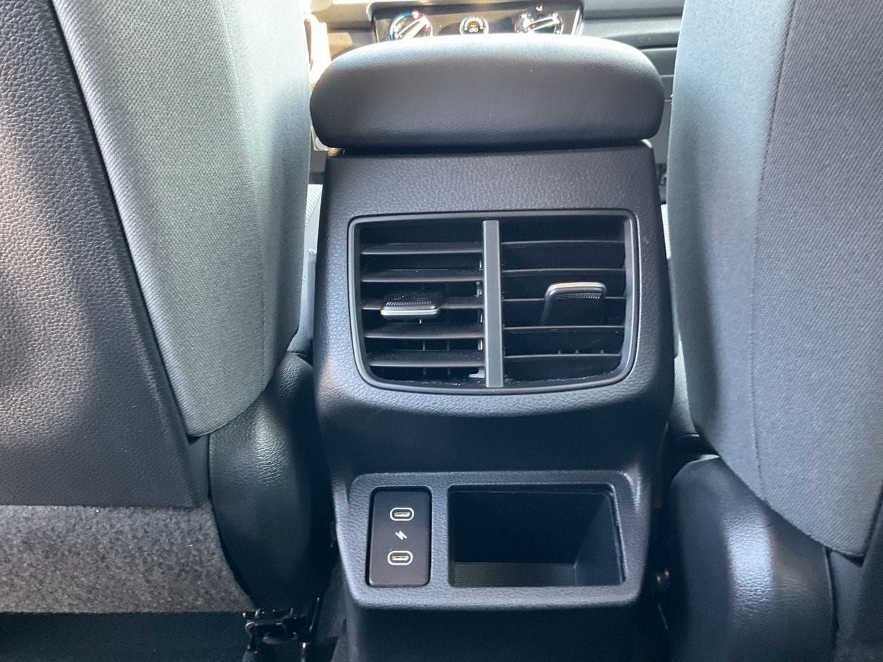 Used 2026 Kia Seltos LX FWD image 9