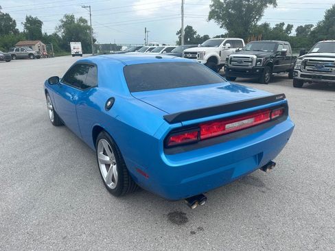 Used 2010 Dodge Challenger SRT8 w/ SRT Option Group II RWD image 7