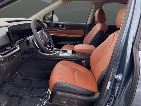 New 2026 Kia Carnival SX Prestige image 4