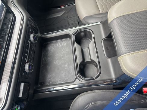 Used 2025 Chevrolet Silverado 2500 ZR2 w/ Technology Package image 14